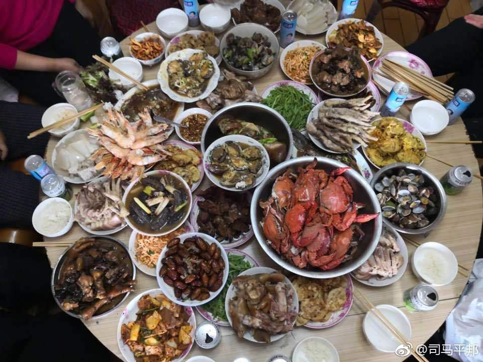 浙江金华一个朋友家的年夜饭