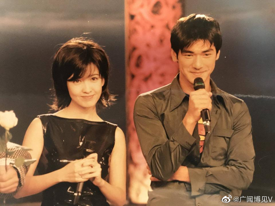 其中包括刘青云,张卫健,范晓萱,张曼玉,陈松伶,古巨基,黎明,金城武