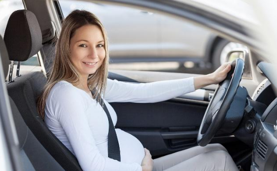 怀孕晚期孕妈在4件事上越懒惰或许越有助于羊水稳定