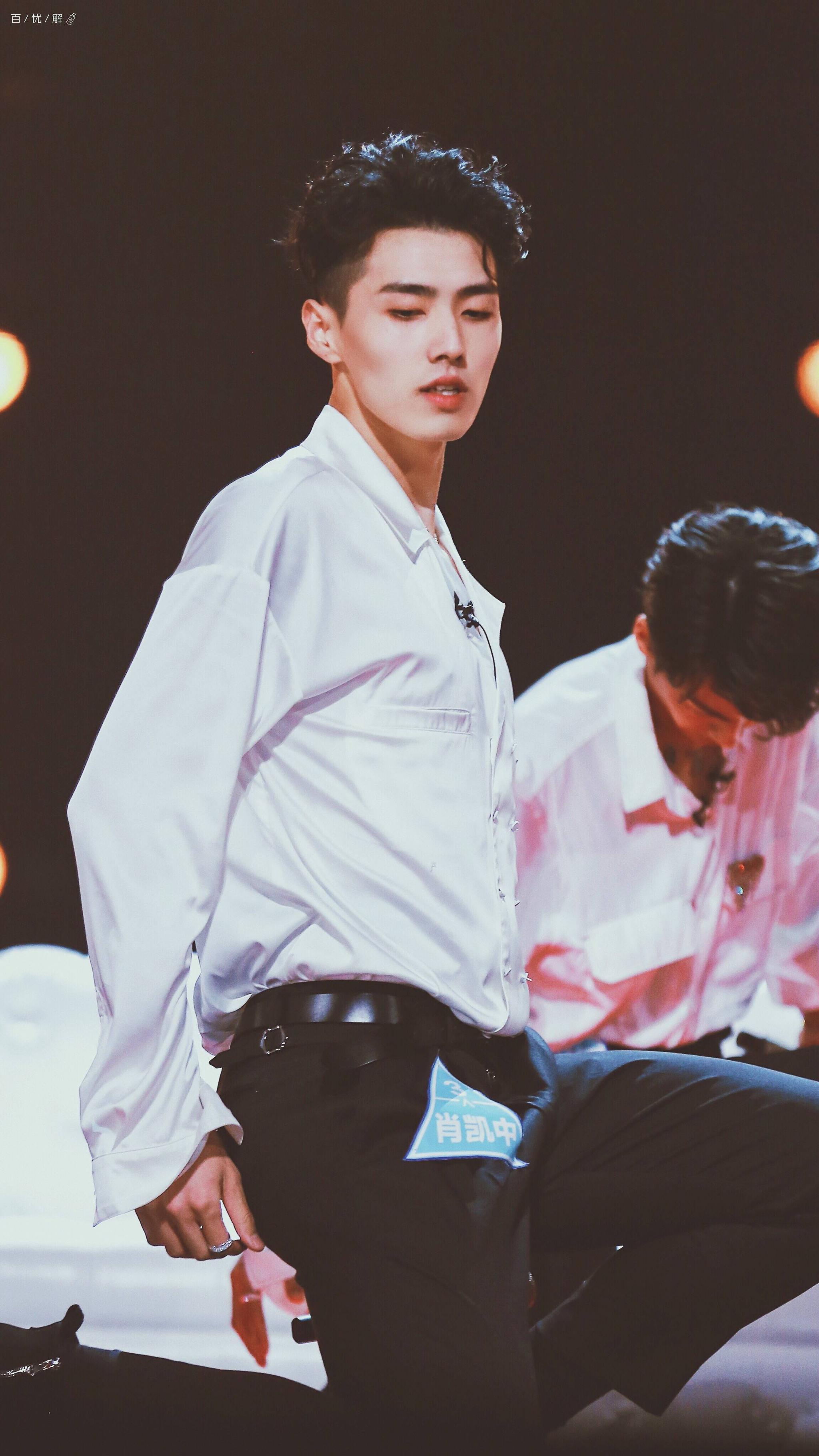 肖凯中任世豪一个超a颜值爆表一个呆萌可爱救救孩子吧