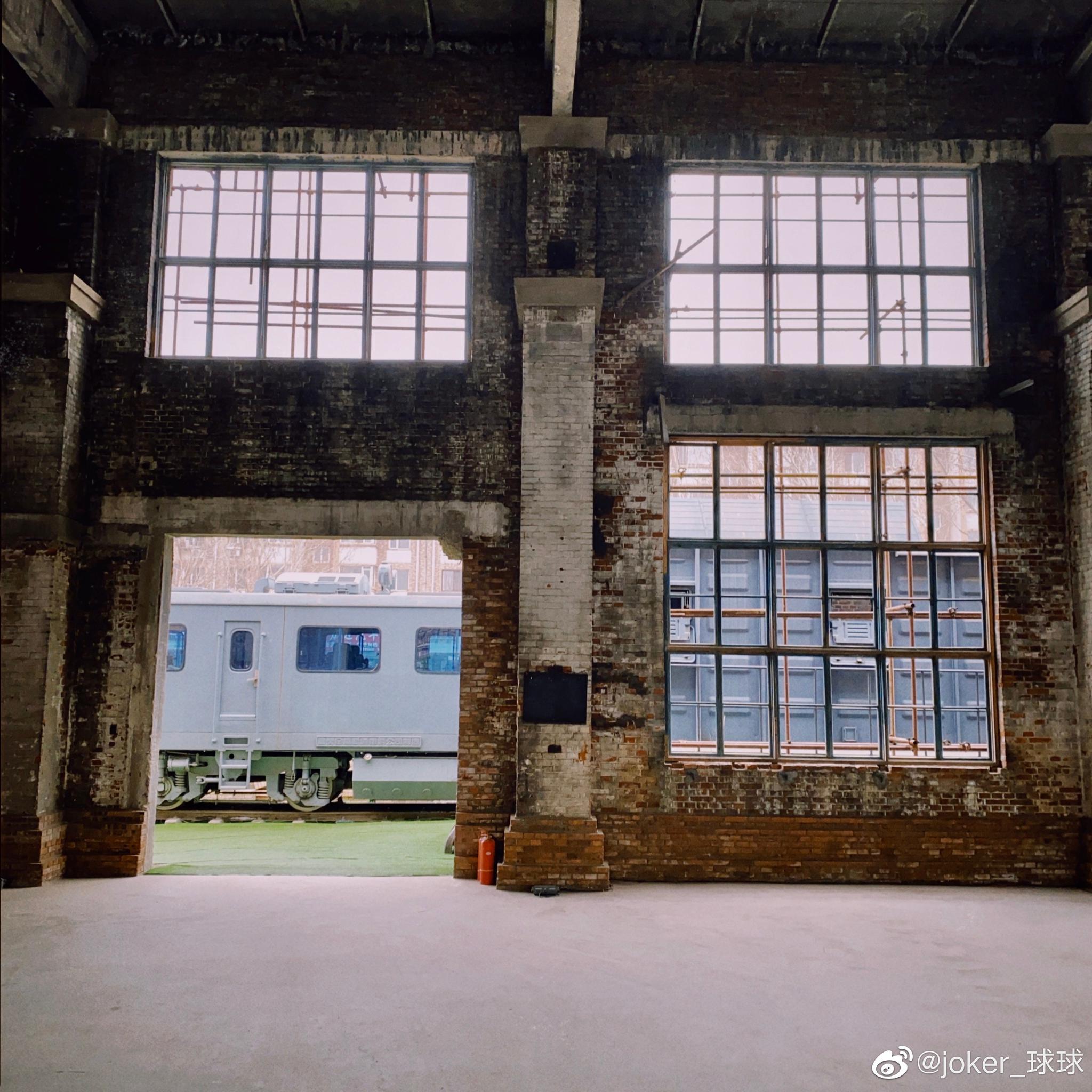 呐喊书店特别好看手机app nomo