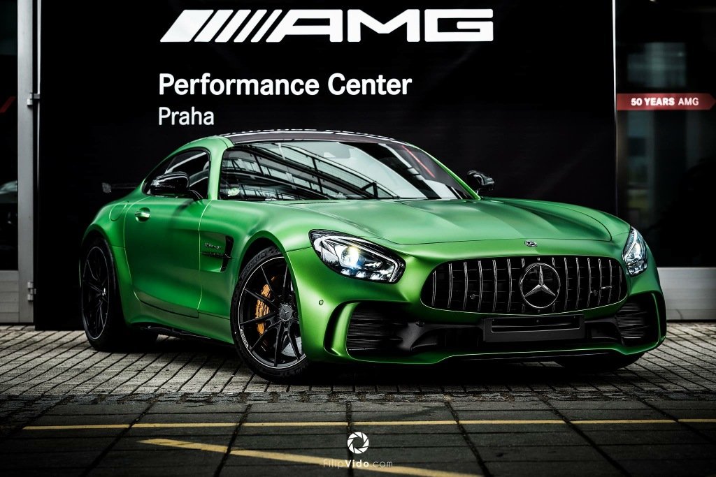 mercedes-benz amg gtr,当然是选择圣诞绿啊