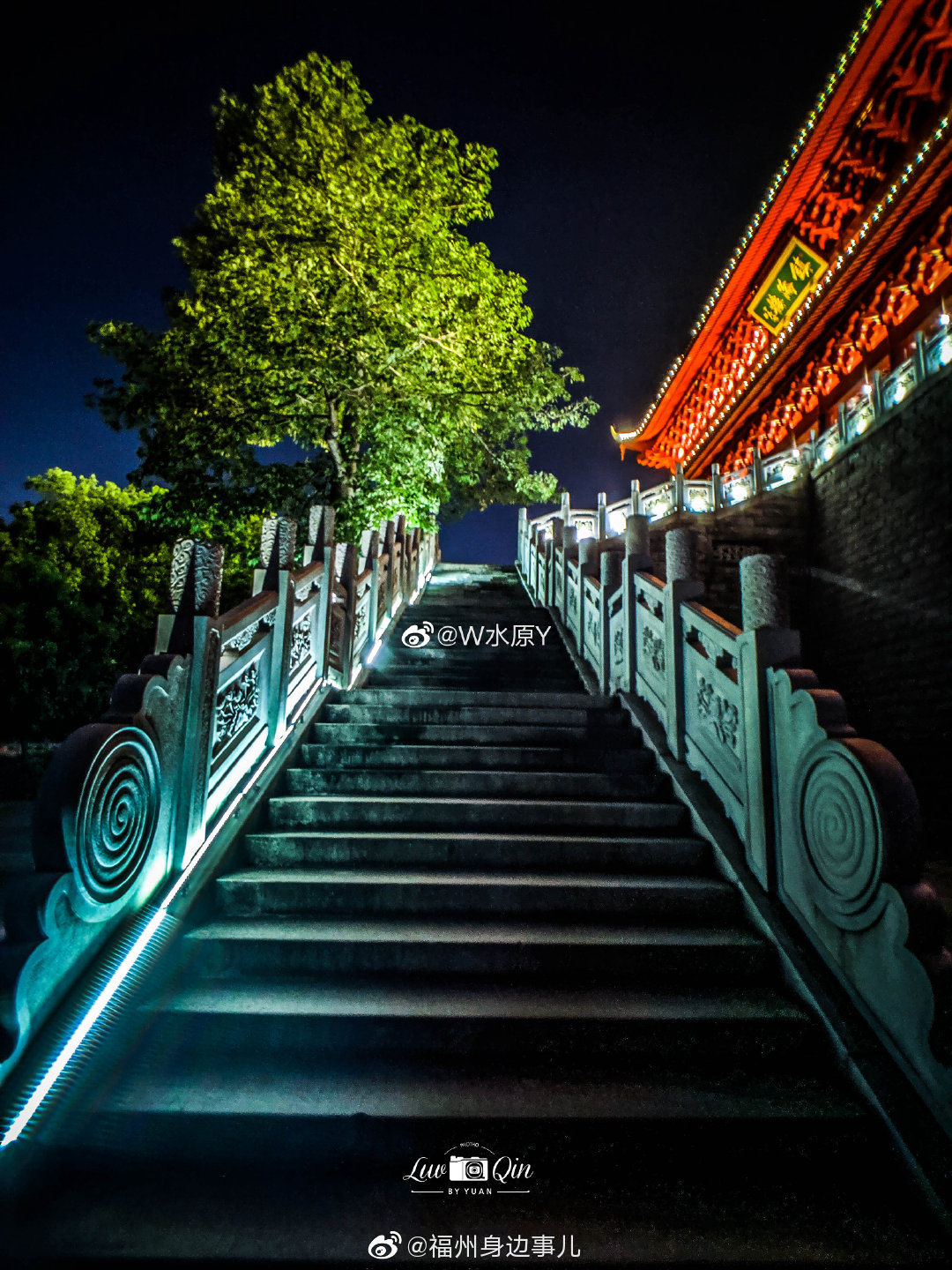 夜游镇海楼