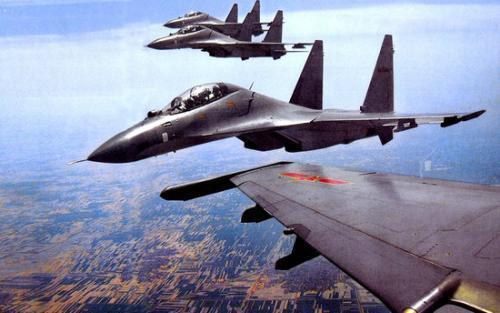 中国又一款重型隐形战机歼-25“鬼鸟”曝光！世界领先