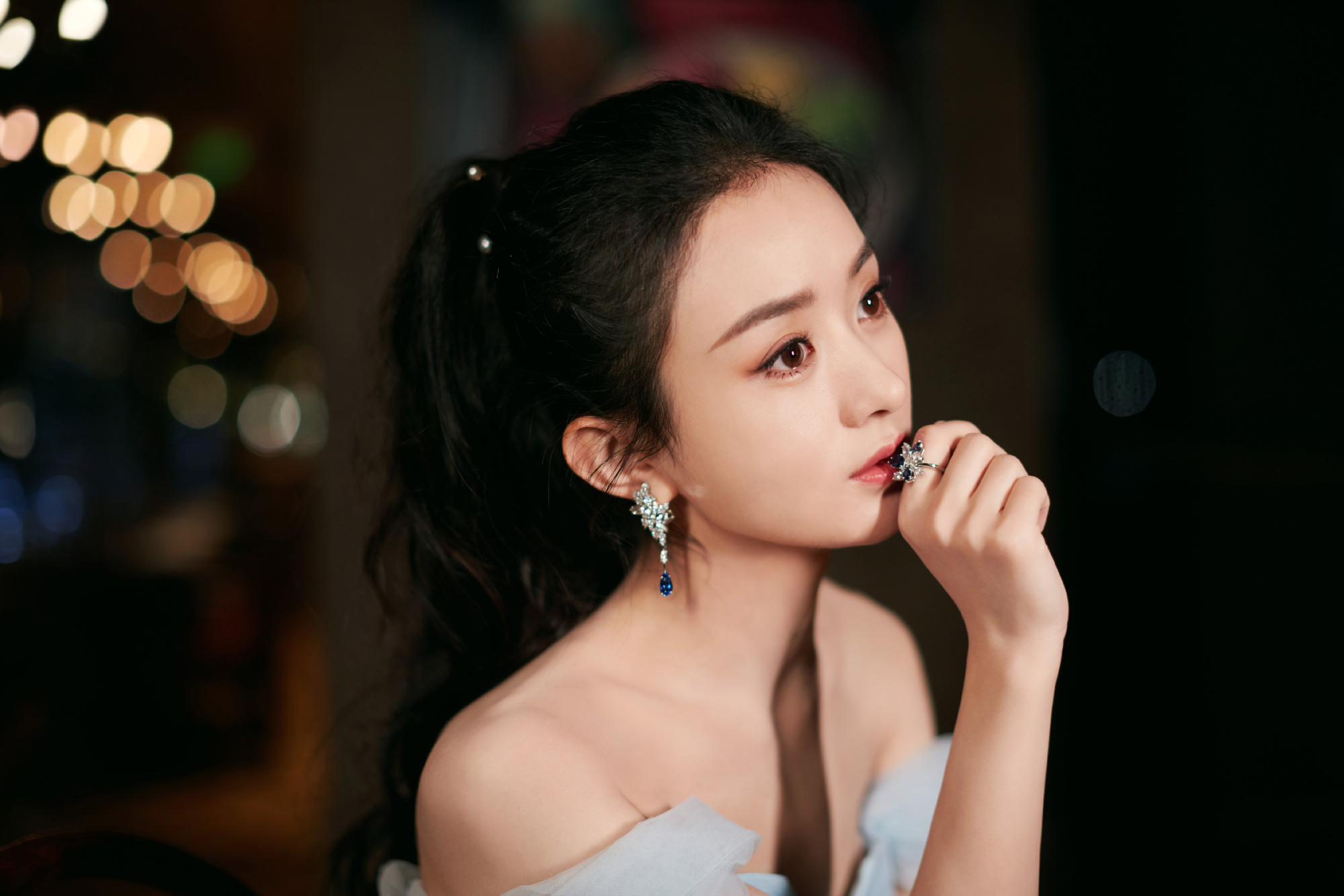 赵丽颖 红毯造型,蓝色星空纱裙 高马尾,高贵,典雅