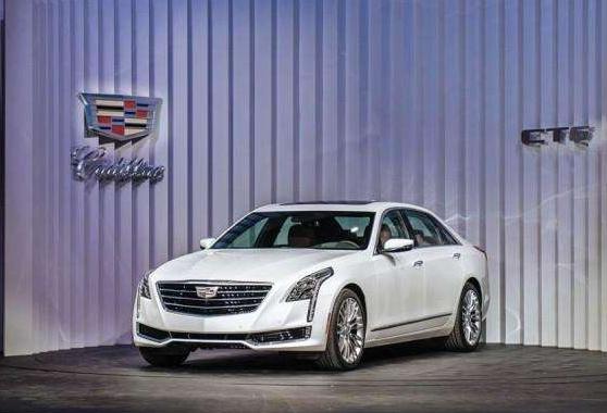 在车身侧面设计上,新款凯迪拉克gt6也保留了与现款相同的风格.