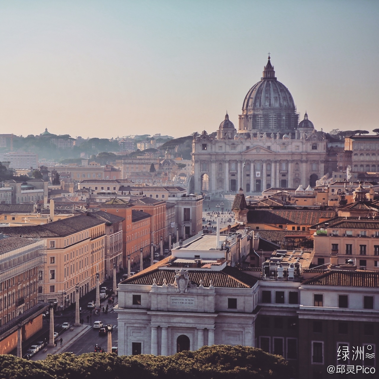 圣天使城堡俯瞰罗马城恭祝新年快乐