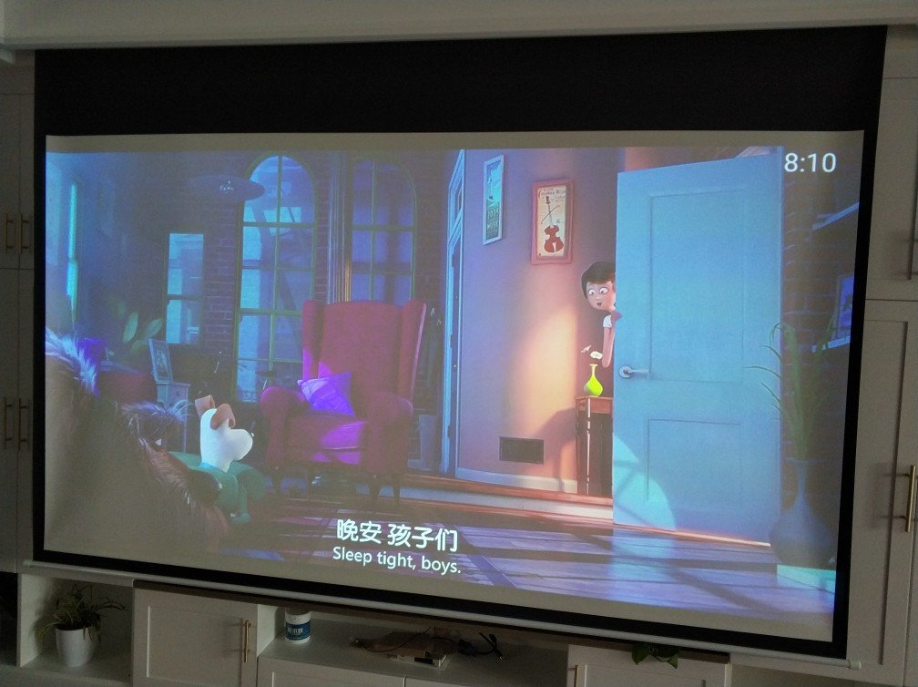 你们下班后回家还会看电视吗?很多人都说家里的电视慢慢成了摆设