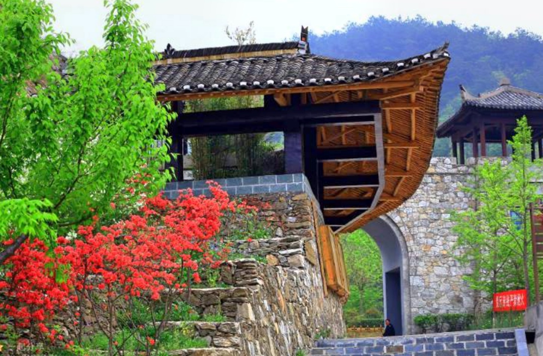 四大火炉之一的武汉也有避暑胜地来木兰清凉寨感受一下