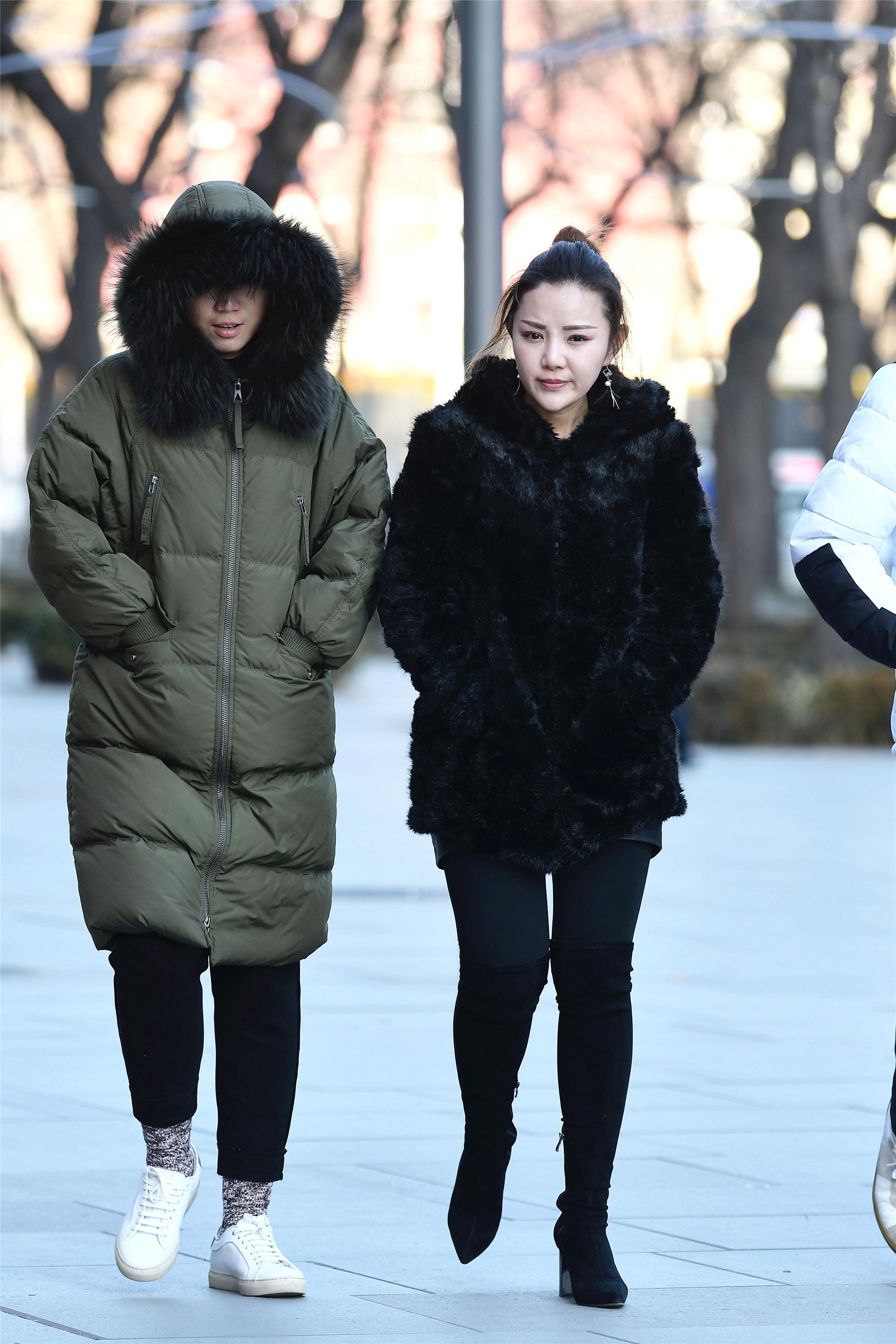 有闺蜜陪着逛街,似乎冬天也不太冷了