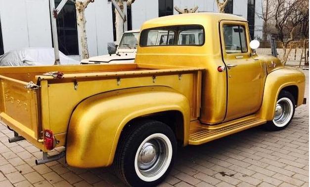 60年代的"农民车",外形老土带车斗,如今价值300万-新浪汽车