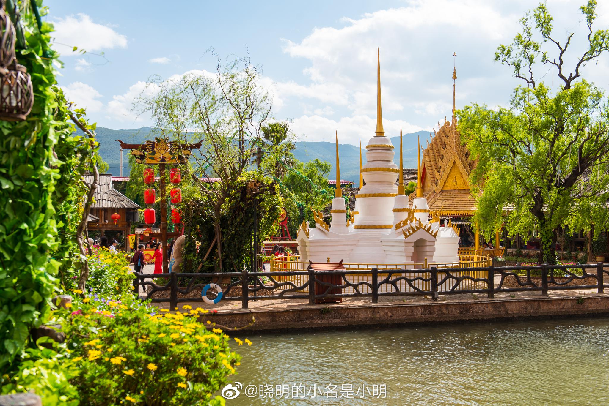 麗江千古情景區上午十點多開園就可以進入