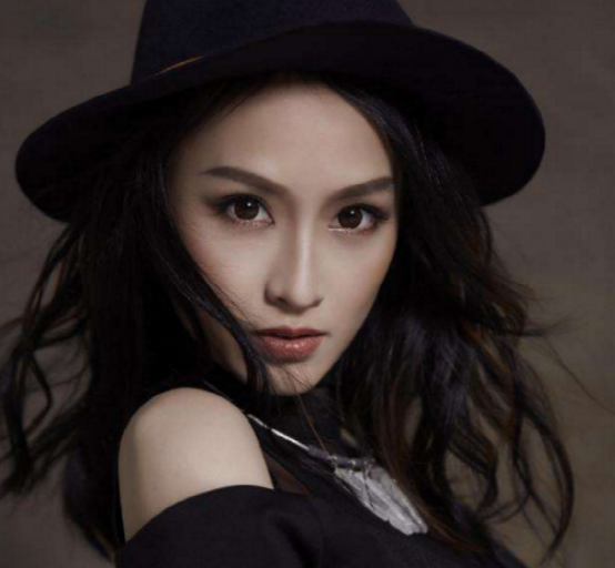 晒晒钱琳住的豪宅,房子装修造价过千万,如今过上豪门太太的生活