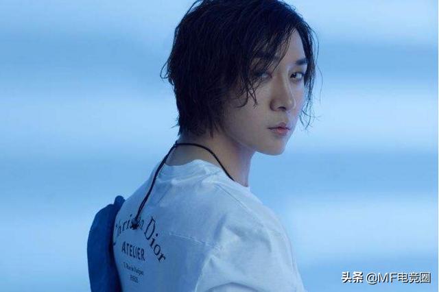 新浪看点# 张大仙微博去掉斗鱼认证,回应. 来自康康酱呢 - 微博