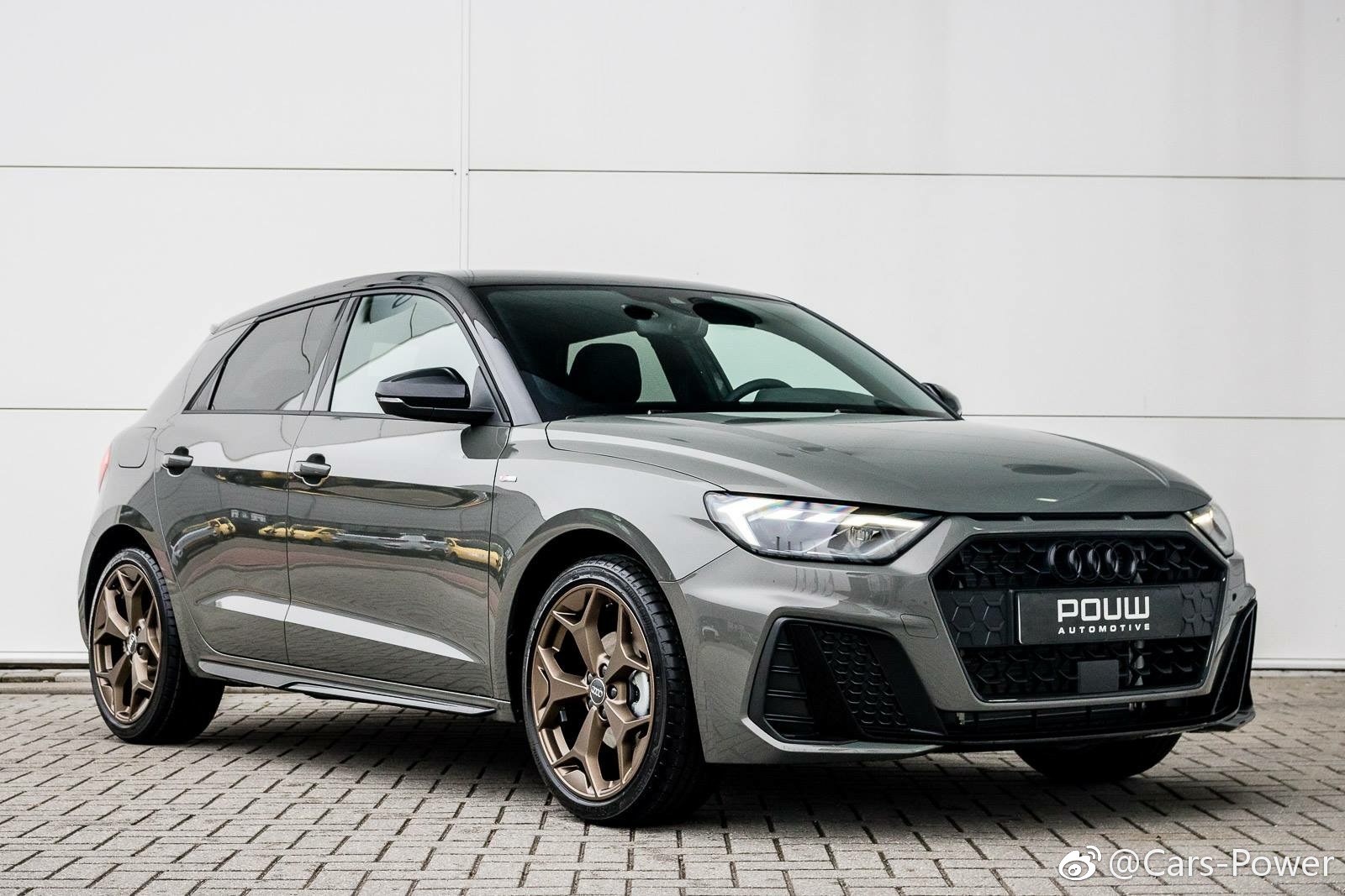 奥迪新a1,喜欢这个搭配.