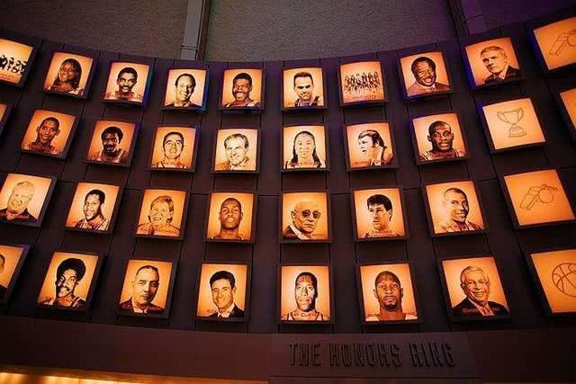 高芙入选网球名人堂了吗  高芙和杨威的网球技术风格有什么不同