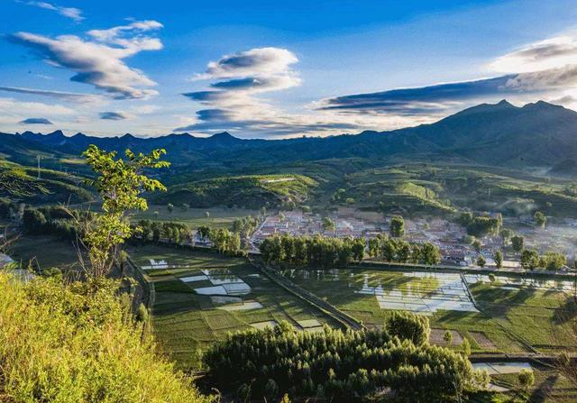 农民朋友,别放弃你家宅基地!有钱人愿意花150