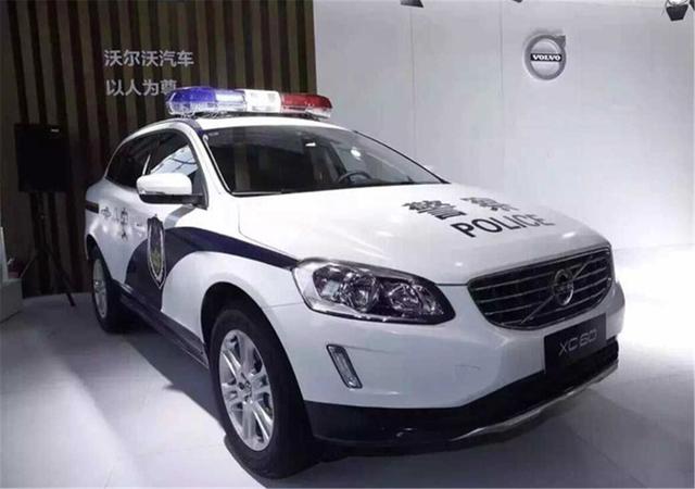 中国警车总算"抛弃"了大众丰田,国产车上岗,说明了啥?