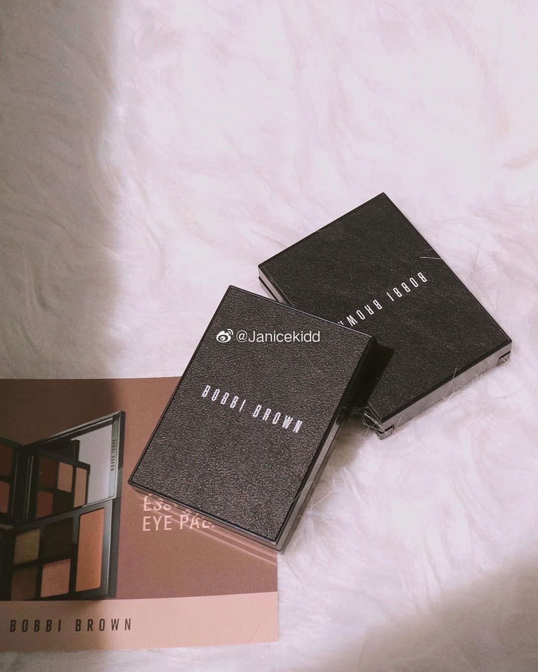Bobbi Brown 5色眼影盘essential Multicolor Eye Shadow Palette超 Bobbi Brown 5色眼影盘essential Multicolor Eye Shadow Palette超