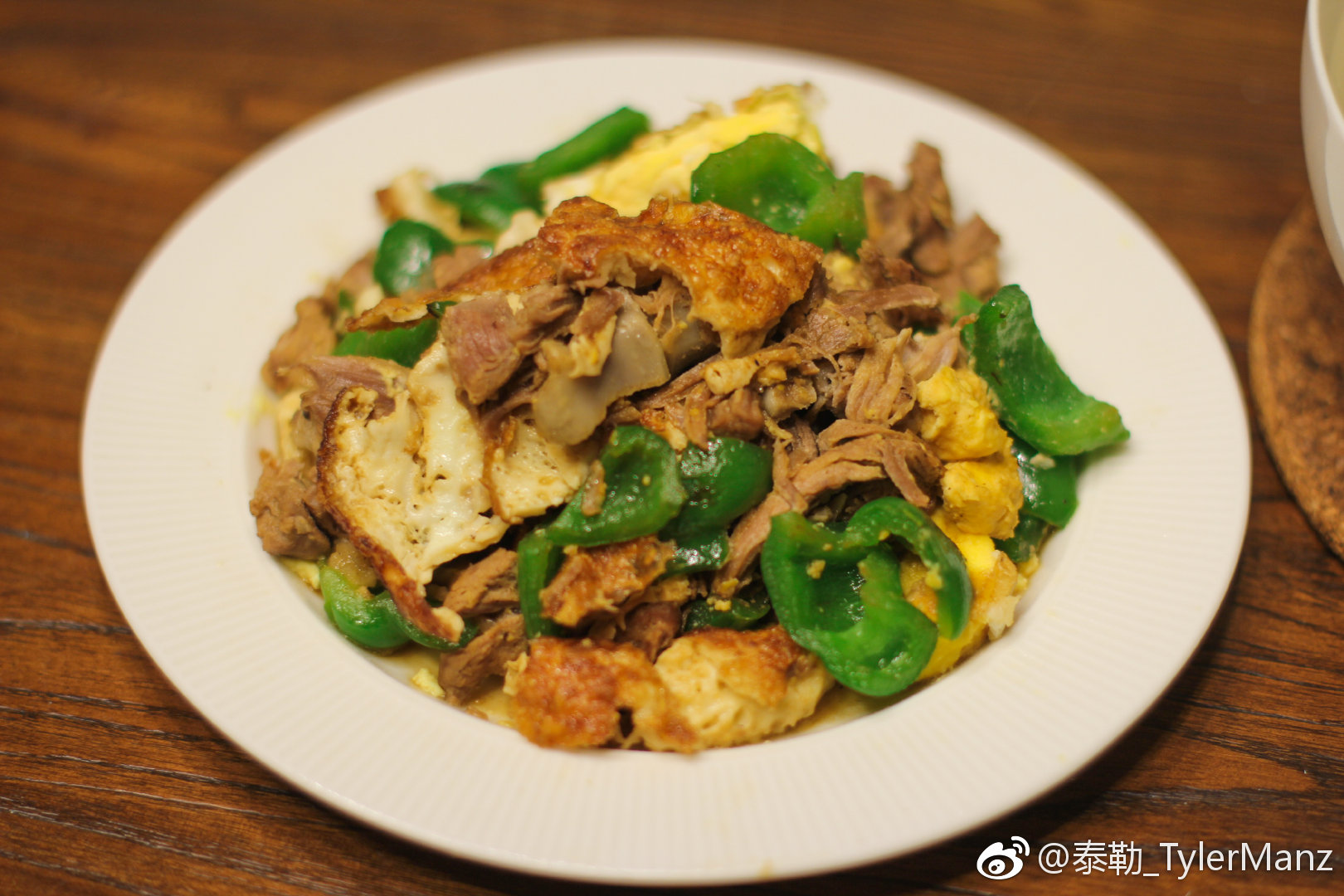 夜饭@田螺姑娘_hhhaze 田老师的 拆骨肉炒荷包蛋 今天刚被医生叮嘱