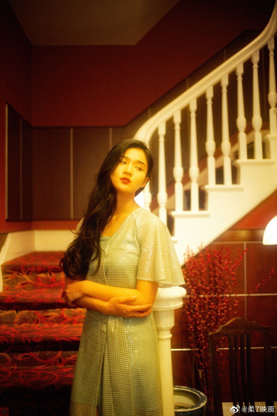 玲珑 出镜:@王熙然crystal 服装:@设计师唐琳