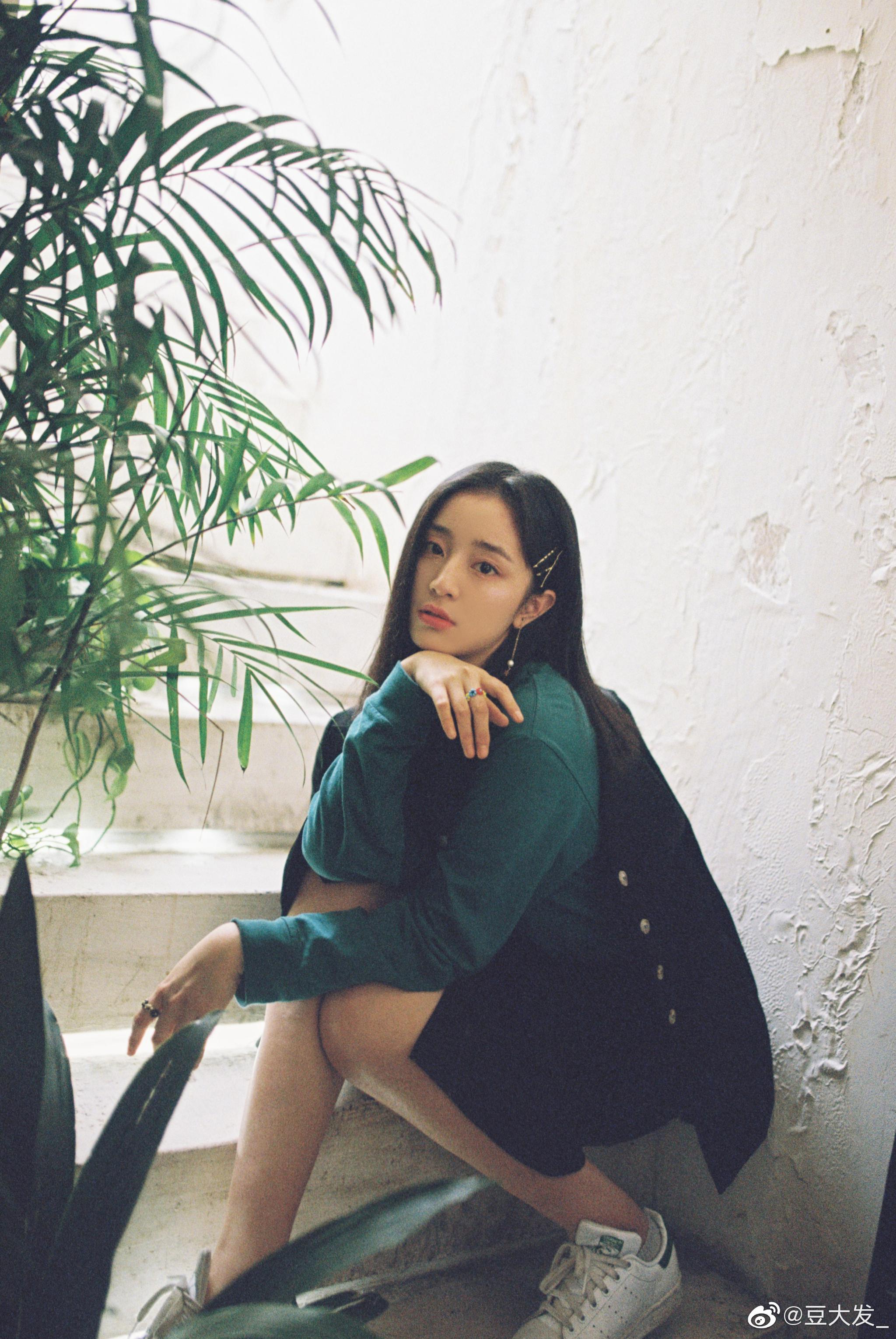 《周末画报》x @龚婉怡 :@豆大发