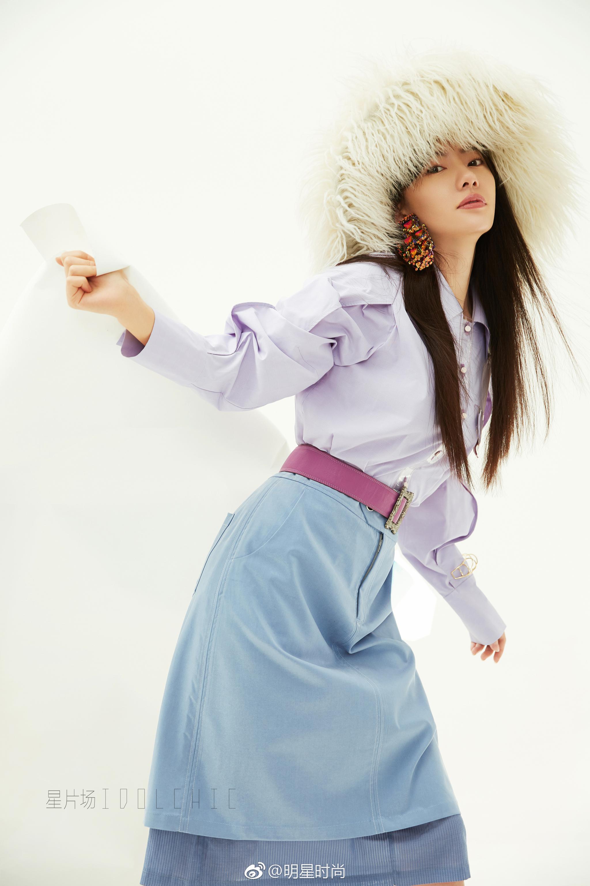 星片场idolchic 时尚大片曝光,看似甜美柔弱的外表下