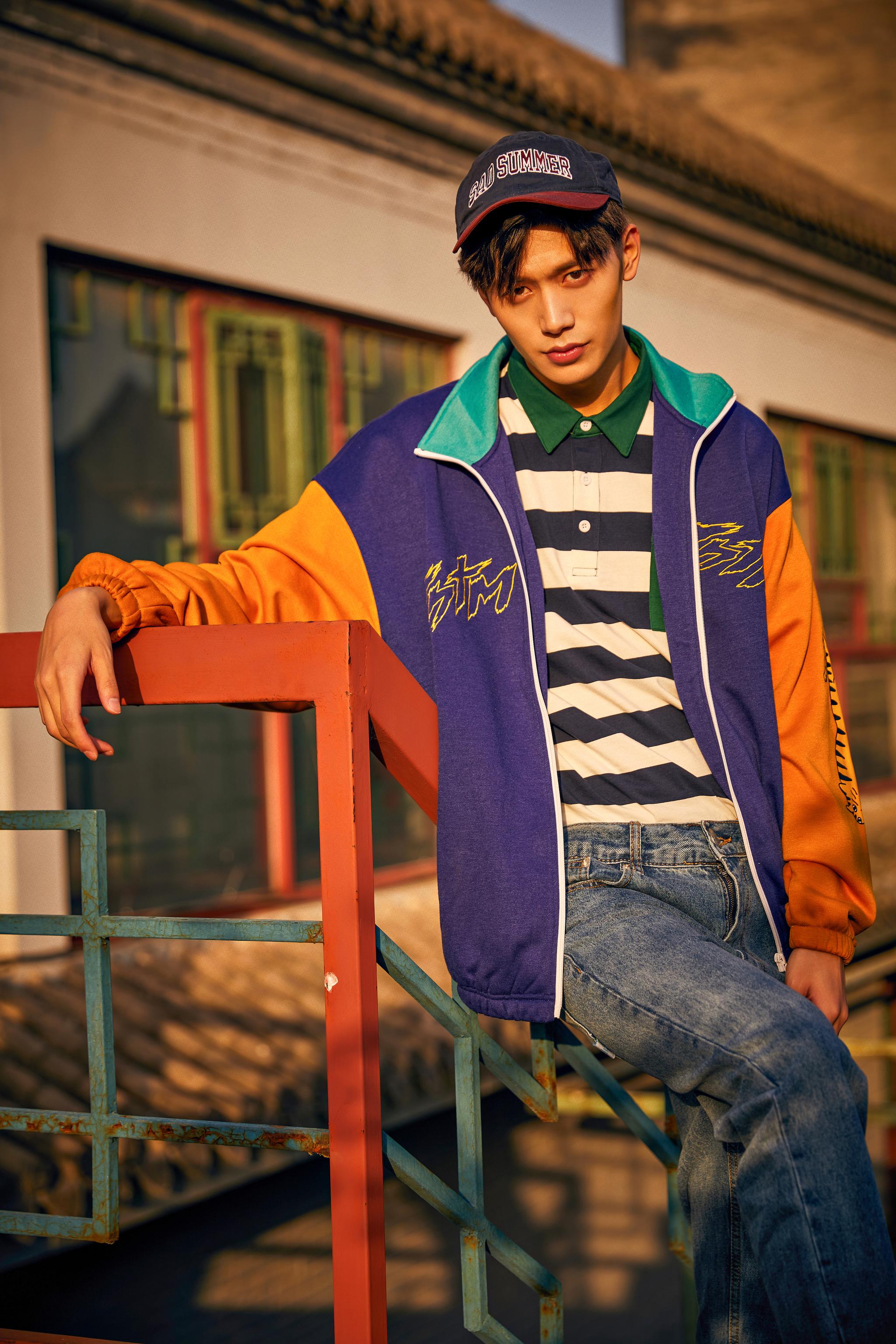 “少年模Young”之@李星_Official 青春系写真大片上线,铭刻青春|写真大片_新浪新闻
