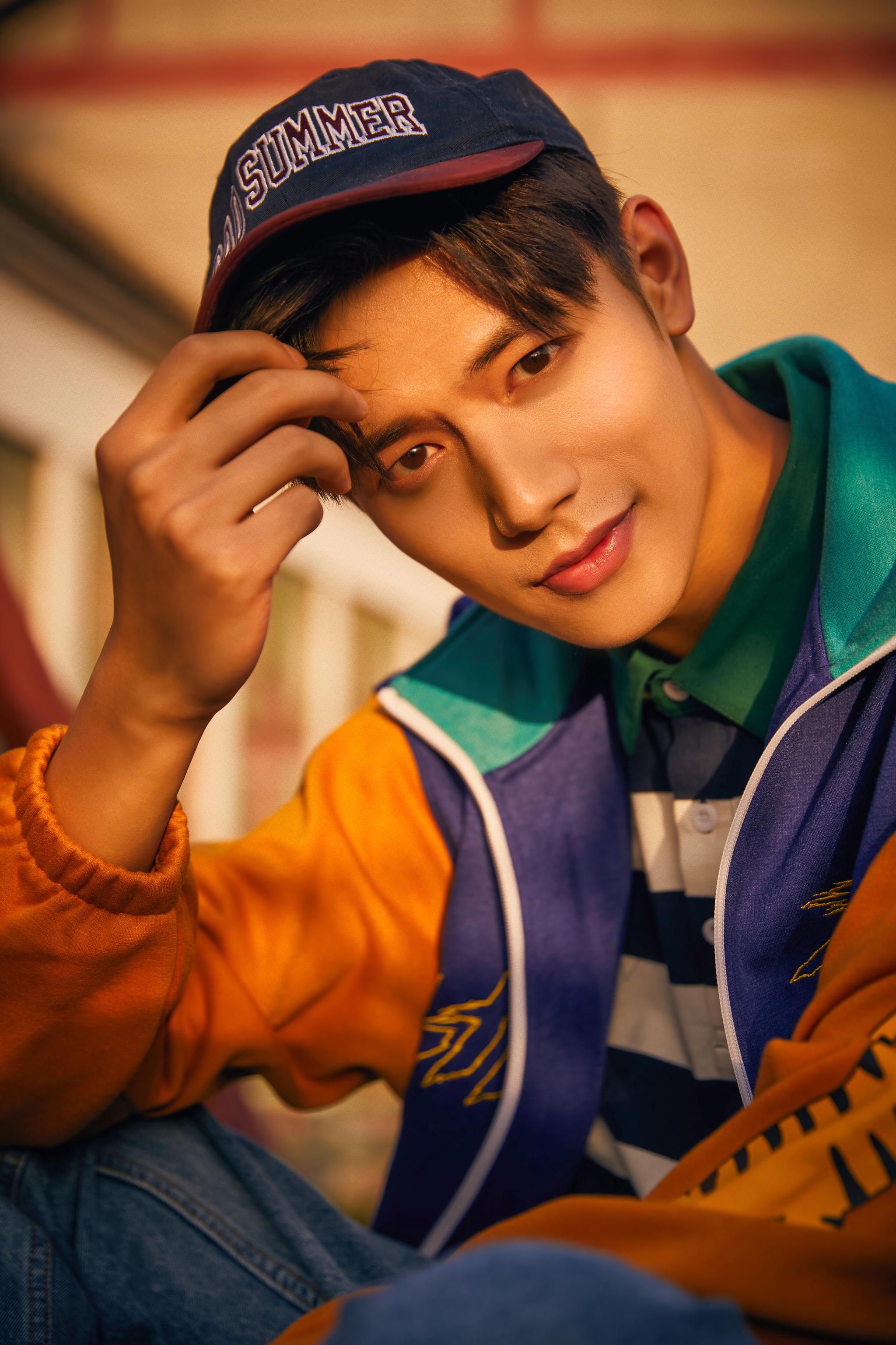 "少年模young"之@李星_official 青春系写真大片上线,铭刻青春