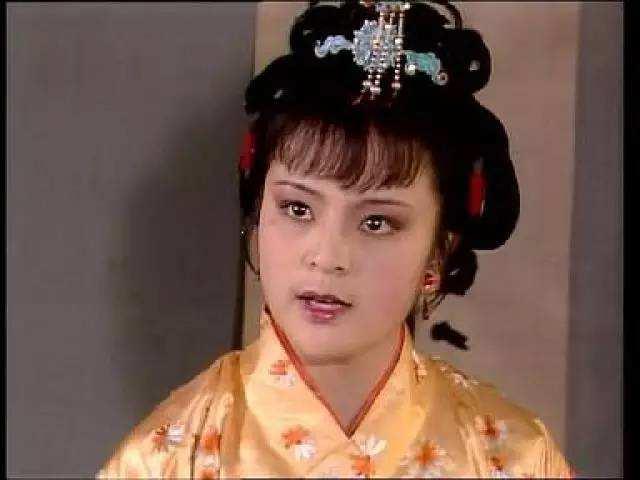 红楼梦探春与赵姨娘之间最真实的交往状态