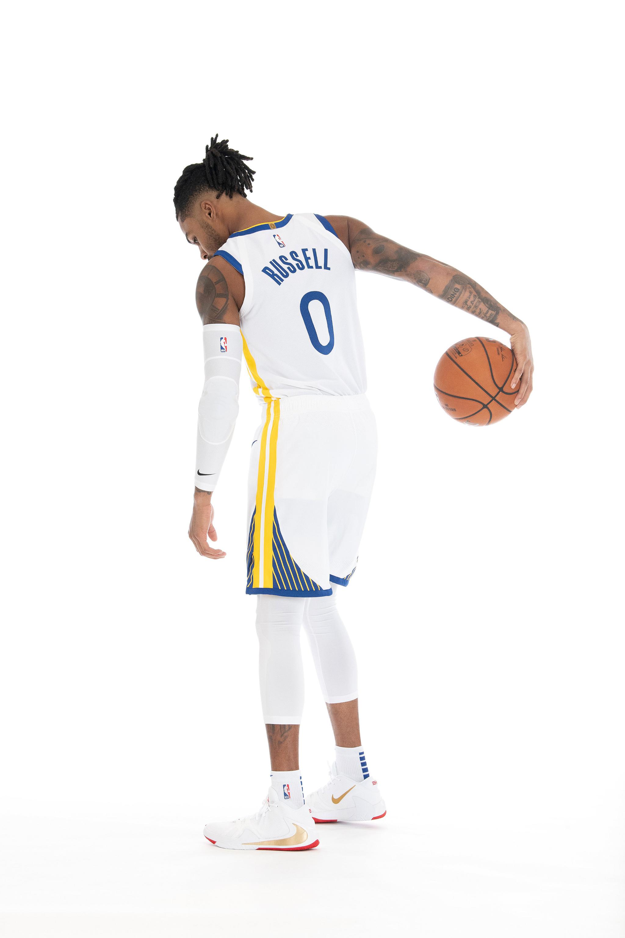 丹吉洛拉塞尔第5年金州勇士dub nation