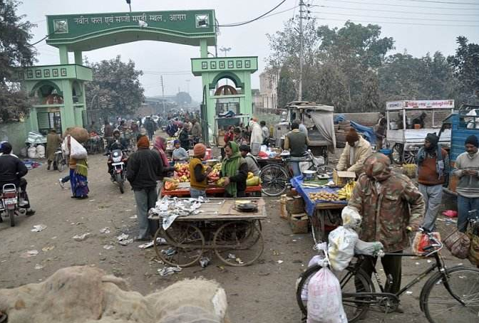 印度的发展落后中国多少年? 对比两国首都, 印度网友: 50年以上