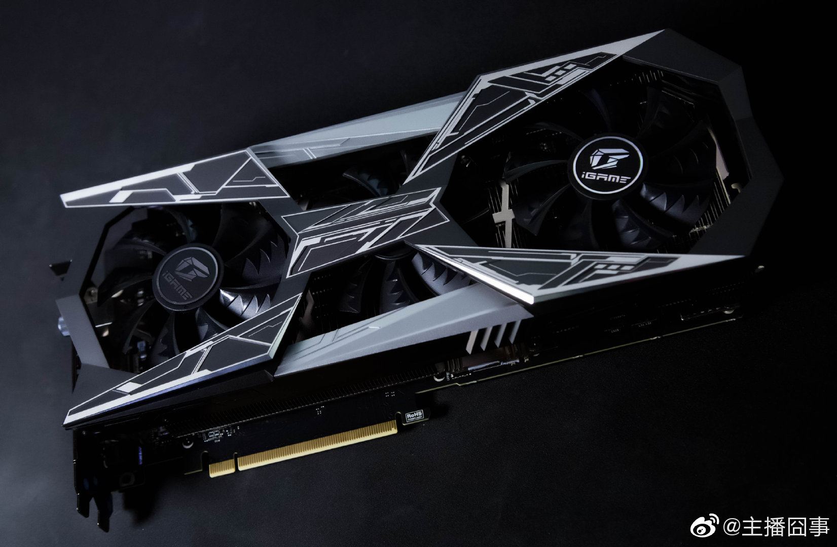 今天摸鱼摸出一块2070s显卡先来晒一下开箱图好了igamegeforcertx