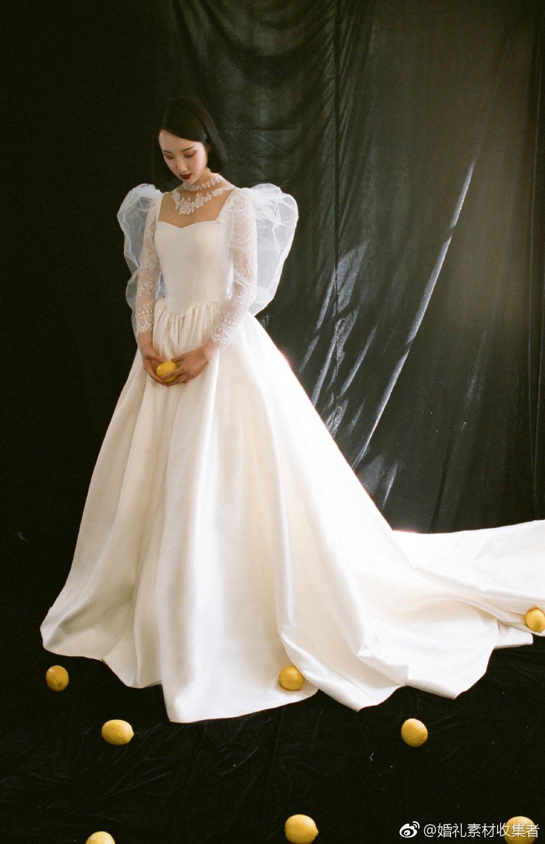 泊雾美学高定婚纱礼服与胶片机泊雾mistbridal与胶片摄影师碰