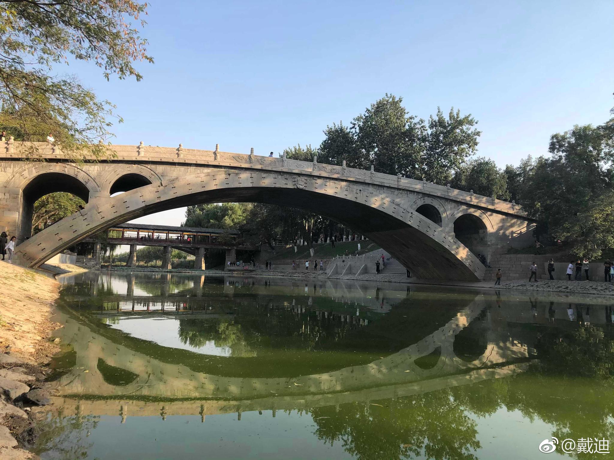 赵州桥桥墩图片