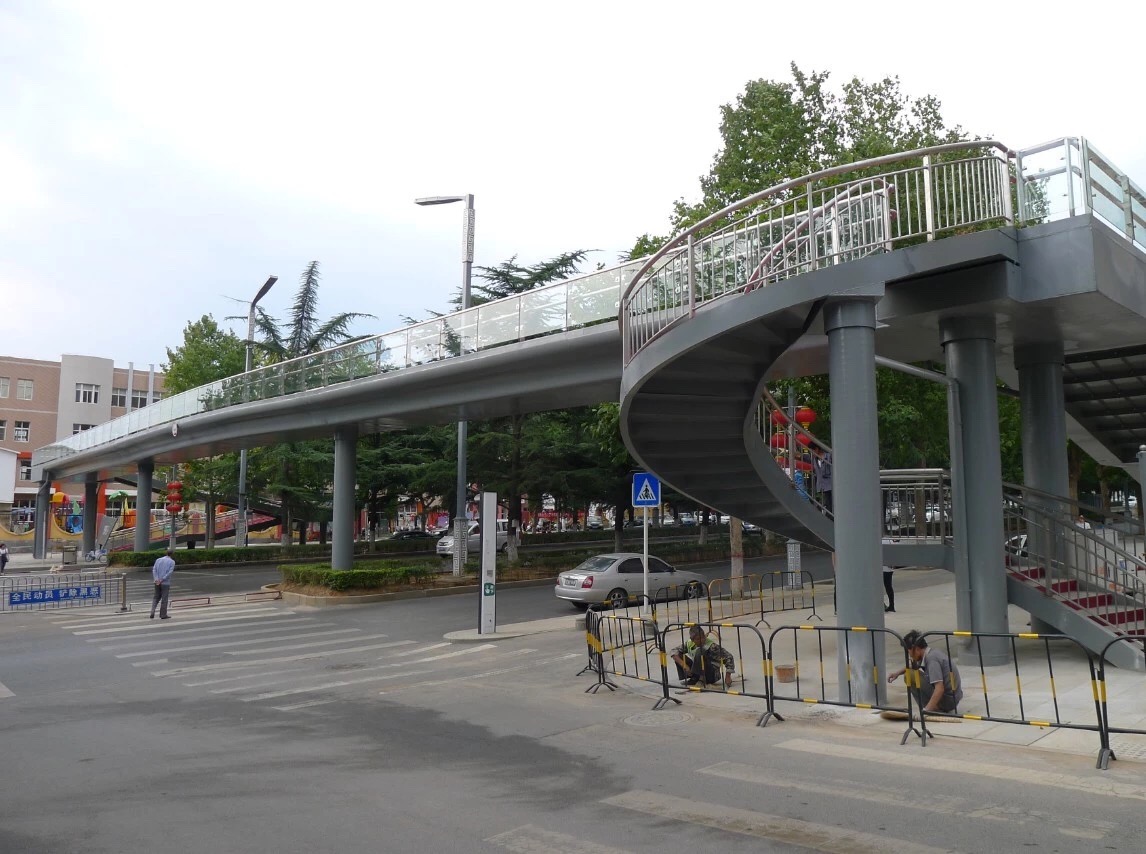 好消息!明儿开学晋城学校附近的6座天桥将全部通行