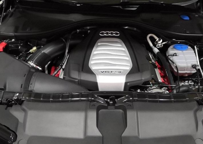 全新奥迪q8首次亮相,搭载3.0t增压发动机,外形更加炫酷