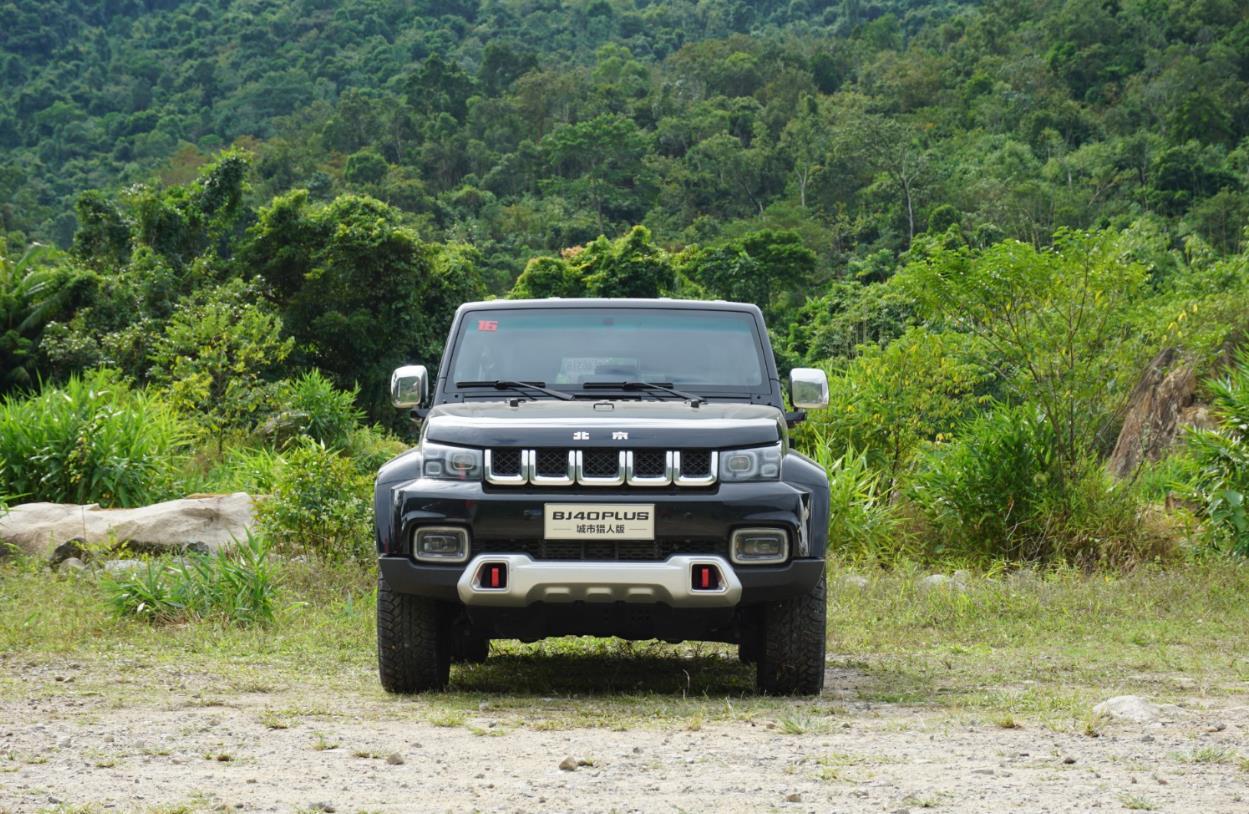 1699万柴油版终于来了bj40plus换装全新6at变速箱