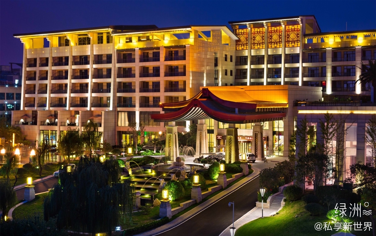 为了全面提升酒店员工的服务意识和创新能力,以赛代训,以赛促学