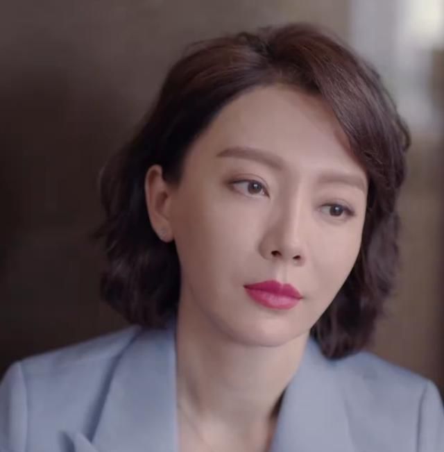 《完美关系》斯黛拉老公是渣男,吃软饭也就罢了