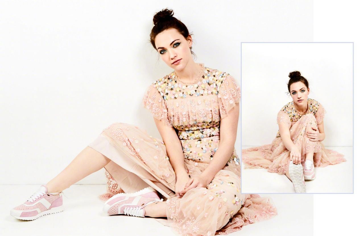 年轻女演员维奥莱特比恩violettbeane–dailyshufflemagazined