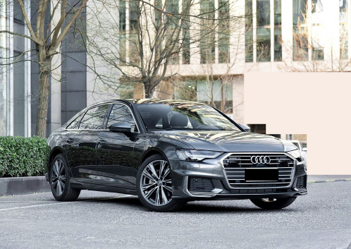 差价10万,新奥迪a6对比捷豹xfl,都是五米多的车长,哪个更商务