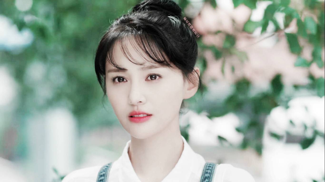 郑爽张恒买房,想过平常人生活,网友:给她一点私人空间