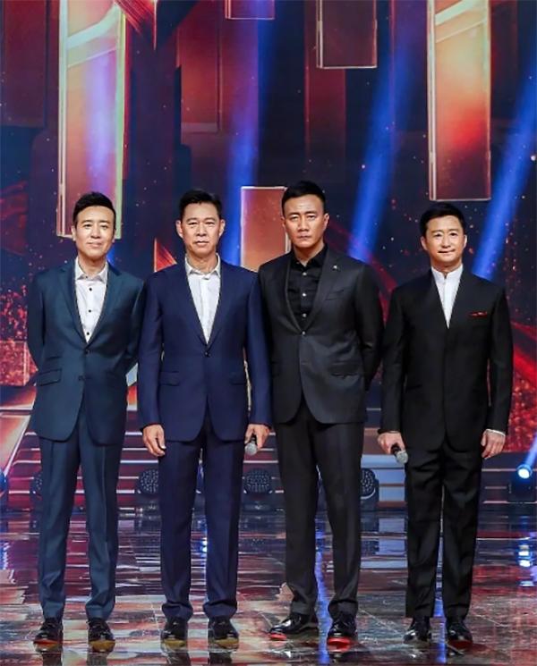 胡军这么man孙红雷刘烨陈道明都变小白兔唯独在康康面前秒变脸