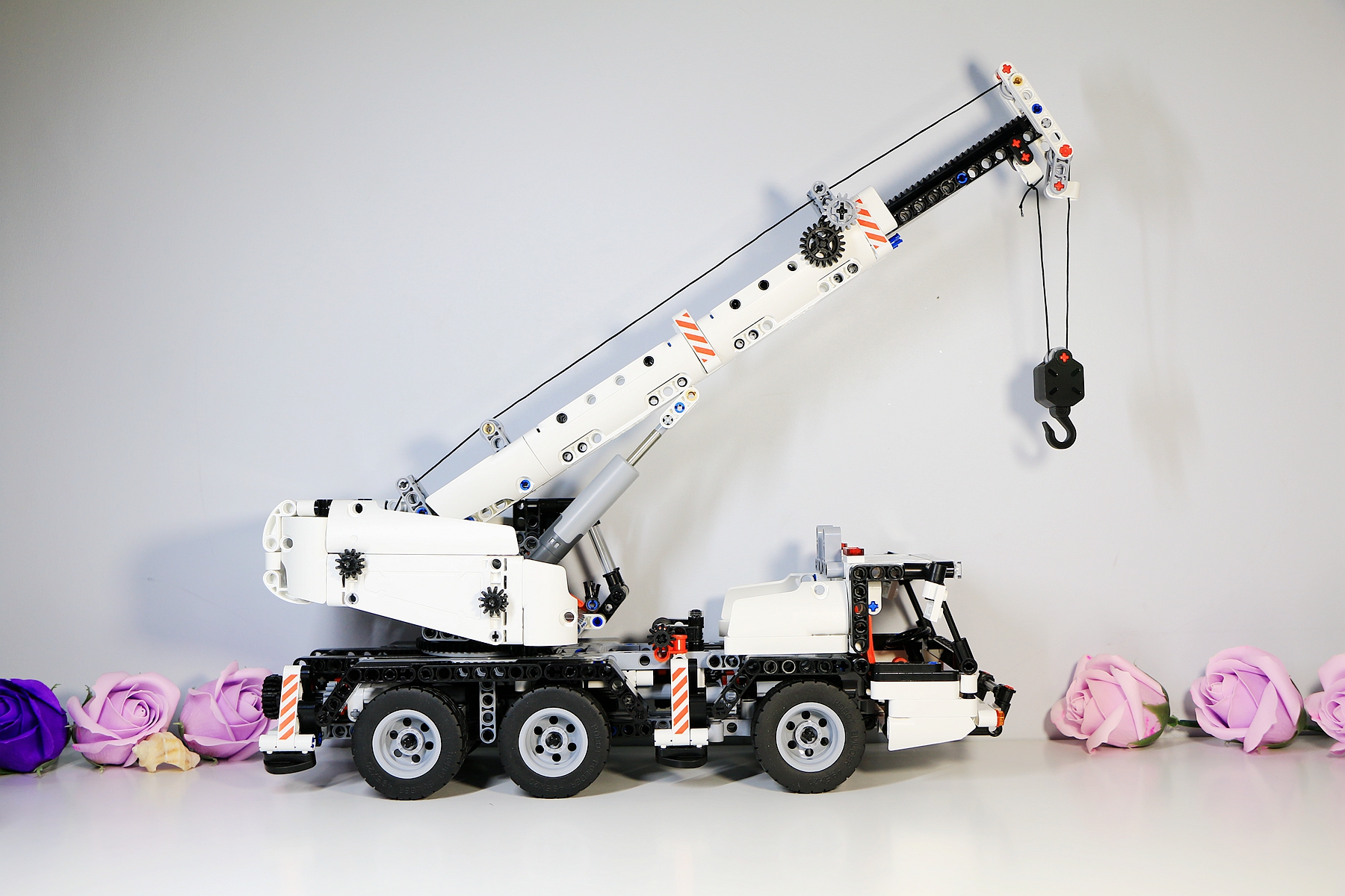 引领孩子创造灵感就是这么简单——米兔积木工程吊车测评