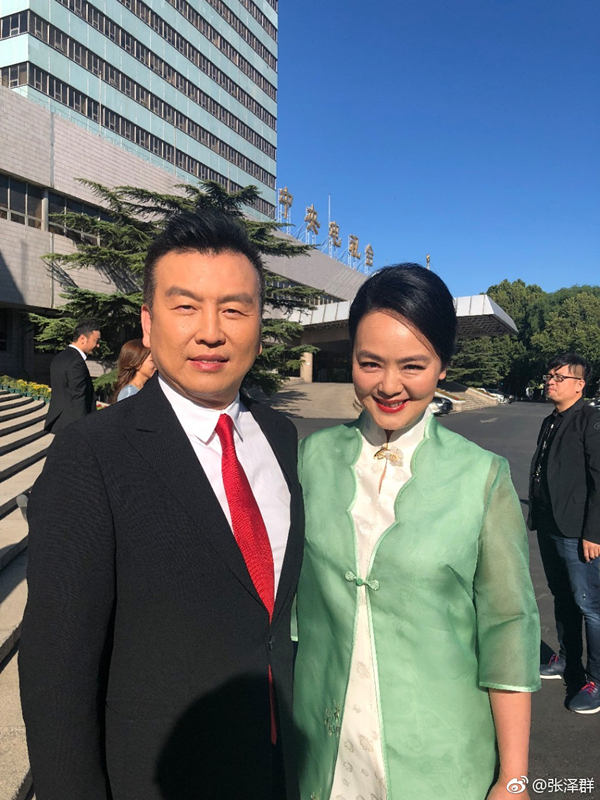 正文                    可到了12月张泽群老师再次上传照片的时候?