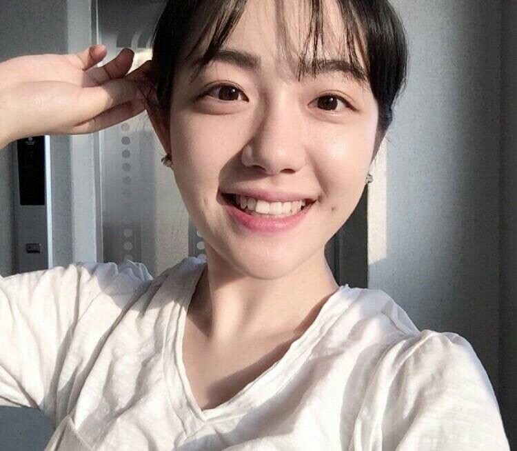 笑起来有超级可爱梨涡的妹纸