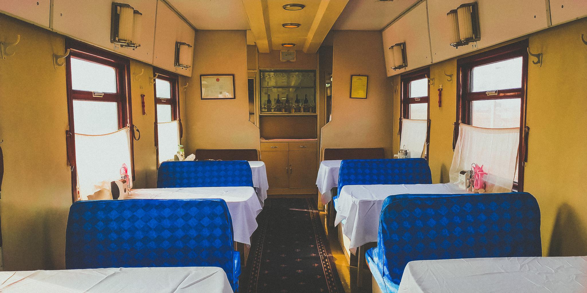 从北京前往边境城市二连,只有一条铁路线|餐车|列车|铁路线_新浪新闻