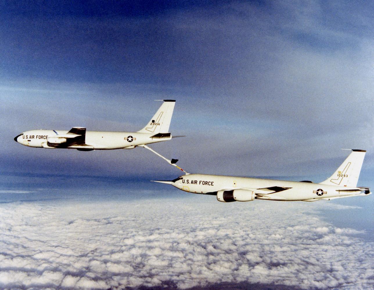 但是波音757所用的罗罗rb211系列涡扇发动机