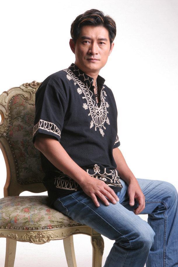 狂妄的黄安:批评王菲,说李冰冰整容,骂吴宗宪,与恩师张菲反目